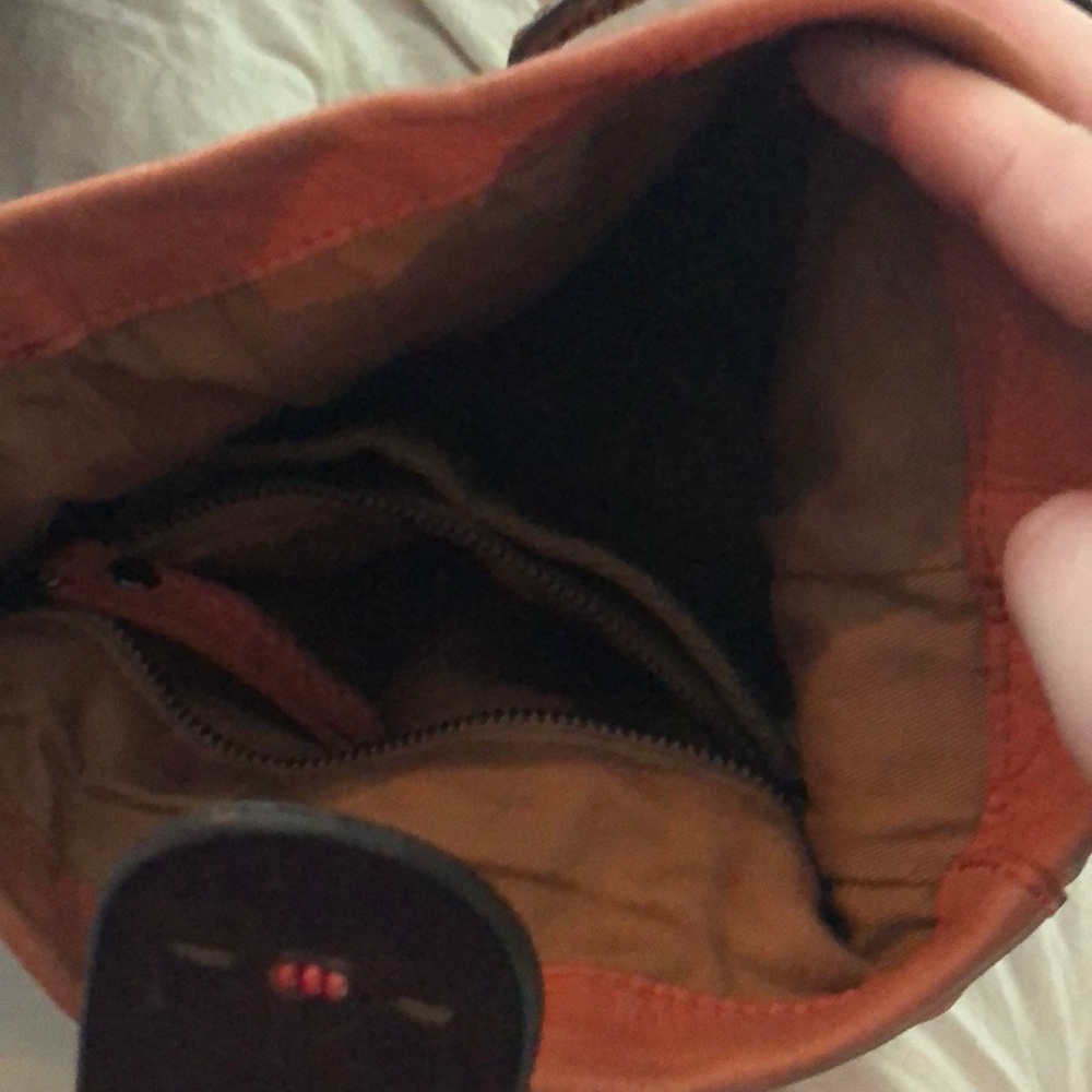 Purses - Picture 4 of 4